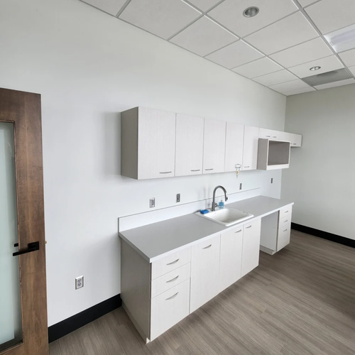 Lakeview Smiles Dental Clinic with Flooring and Cabinets by Cardinal